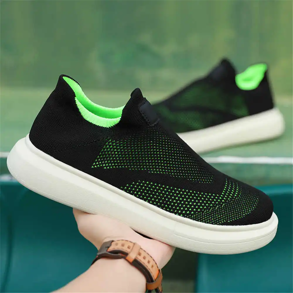 جوارب رياضية للنساء ، أحذية بن - مراجعة Streetwear Brand Best وسعره